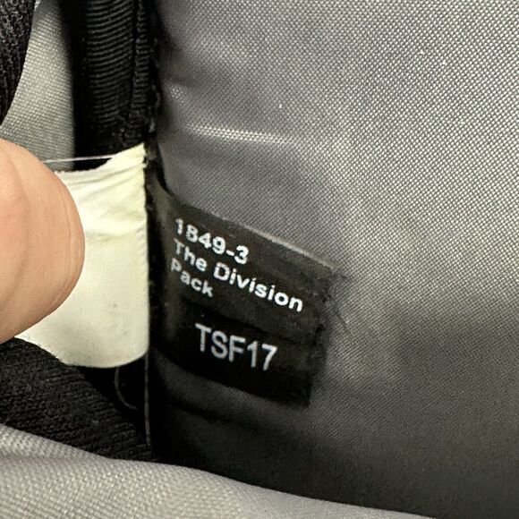 Timbuk2 Division Backpack Gray/Green 15” Laptop Commute Travel Work School Bag - Picture 11 of 11